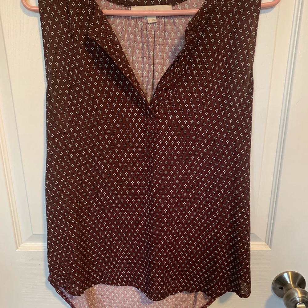 LOFT Burgundy Patterned Sleeveless Blouse